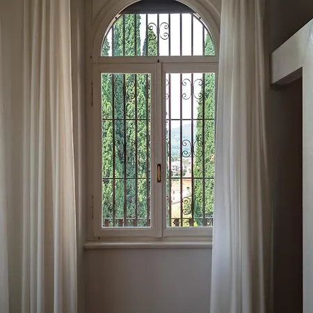 Natalia Guest house *